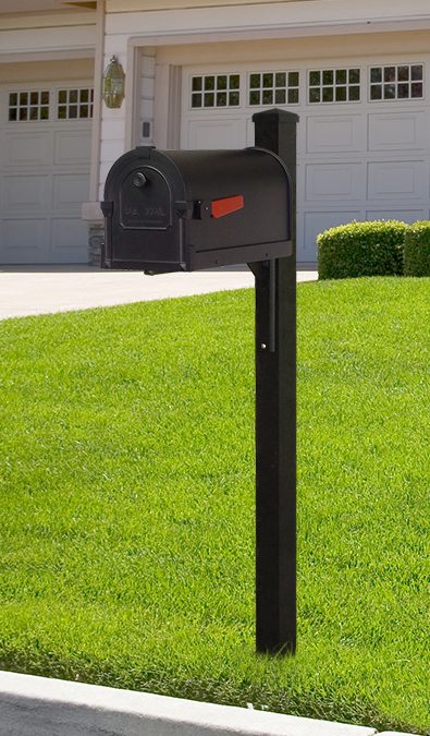 Wellington square aluminum mailbox post SPK-720 with Savannah Curbside Mailbox