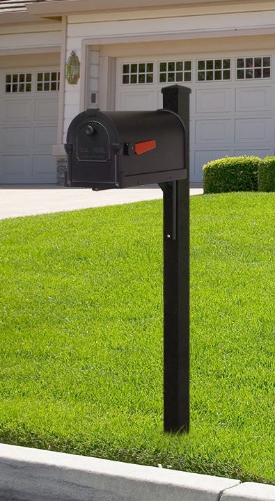 Wellington square aluminum mailbox post SPK-720 with Savannah Curbside Mailbox